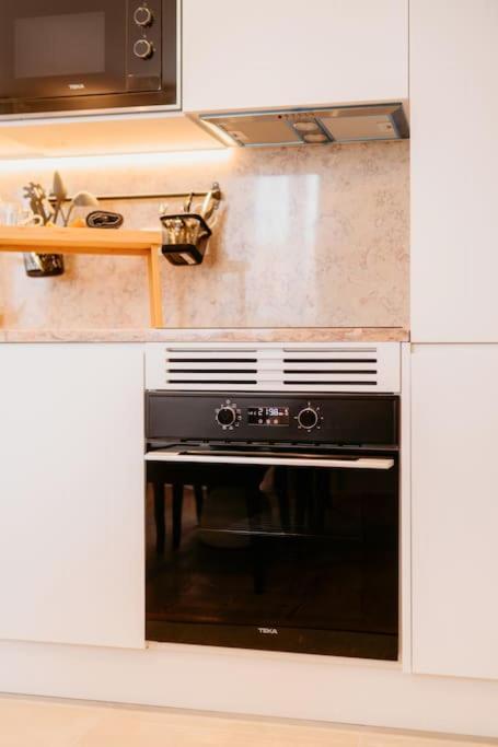 Lisbon Orange House - Beautiful Two-Bedroom Apartment 1D Buitenkant foto